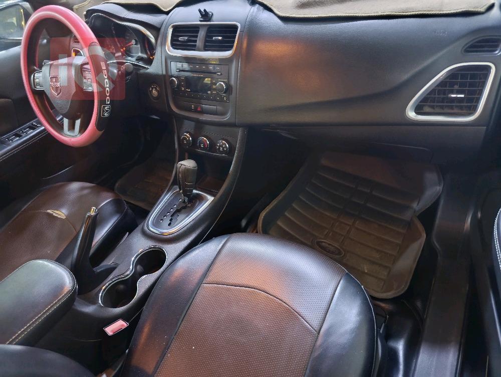 Dodge Avenger